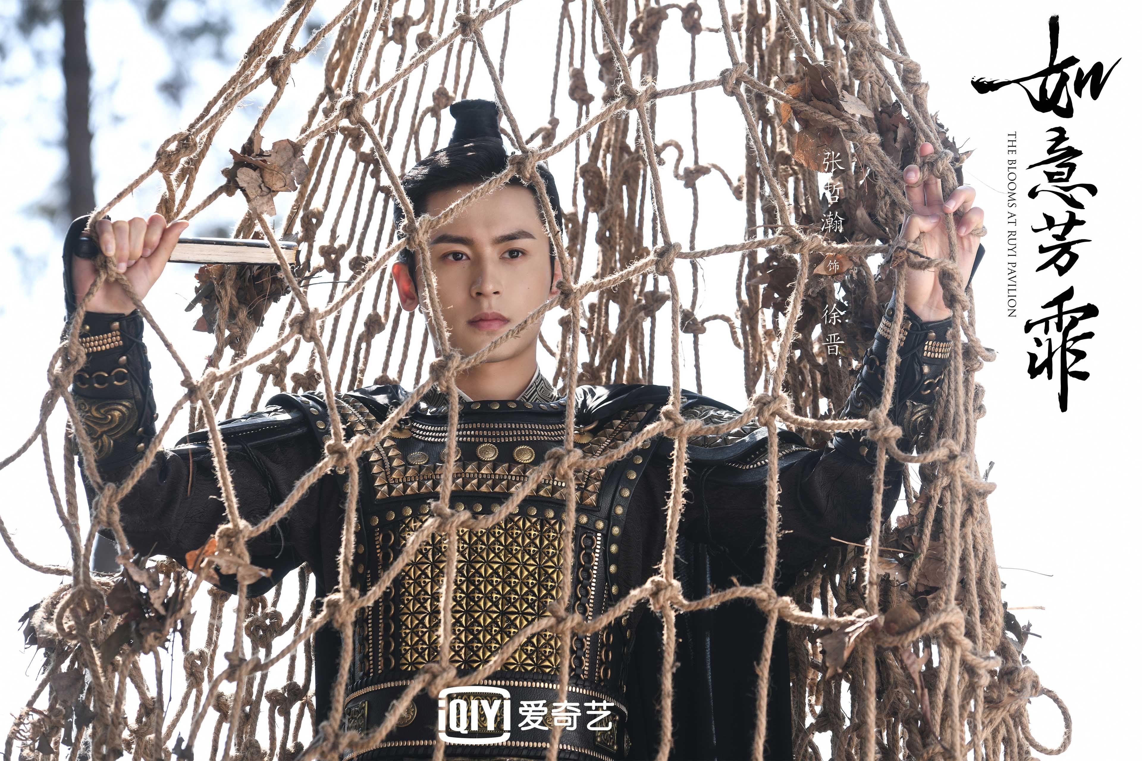 意甲球队利用数据分析优化中场传球线路设计,意甲新赛季比赛用球