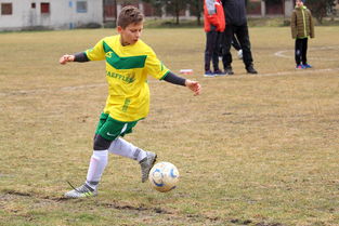 开云体育-中国足球联赛加大反暴力行为处罚力度，中国足球反黑风暴